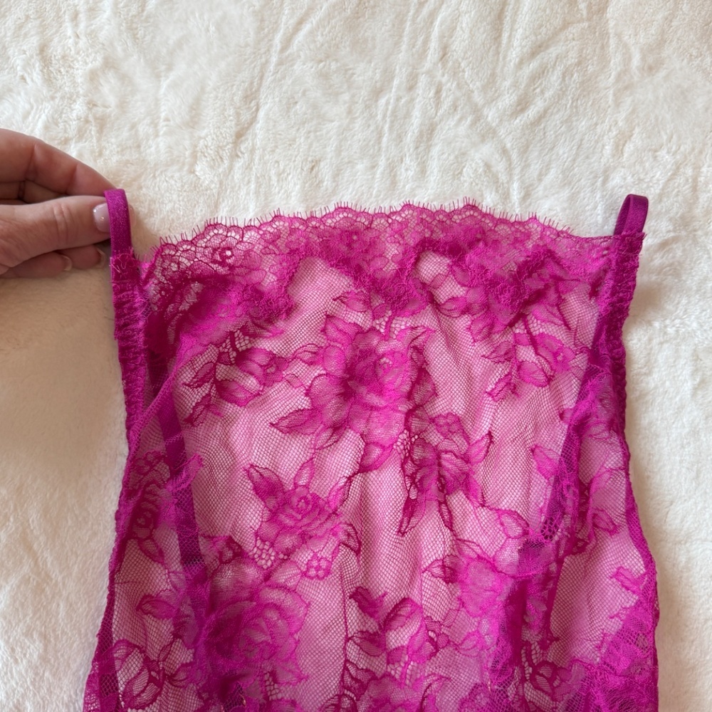 New! VS VERY SEXY Rose Lace High-Neck Teddy Outrageous Pink 45991 - Picture 5 of 13